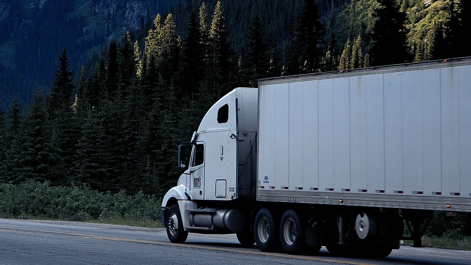 Mis servicios de transporte de mercancías por carretera en Barcelona